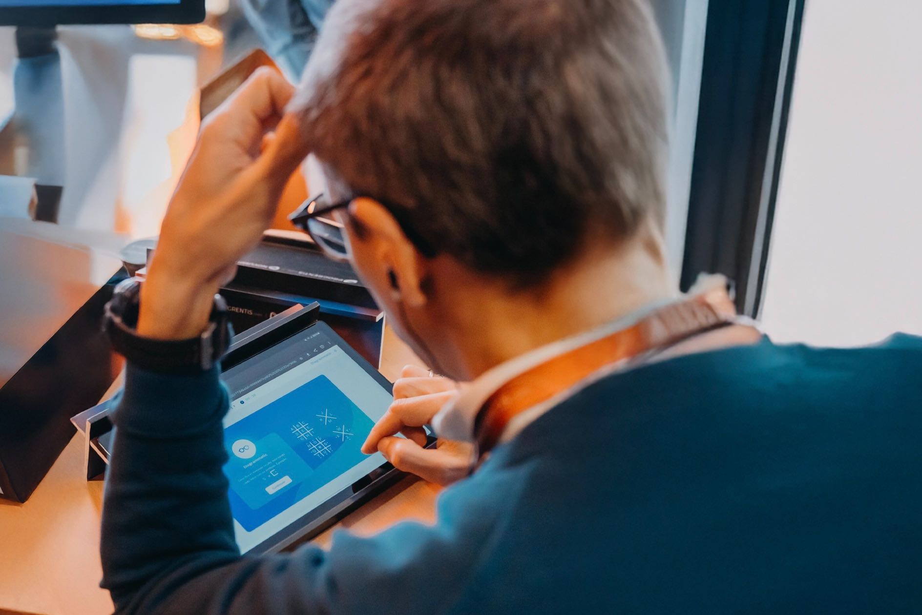 921C28EC-B263-4CD9-9B89-CF5327D13A94